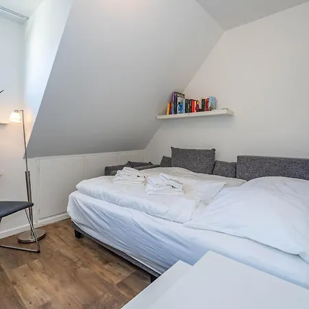 Bismarckstrasse 5a, App 15