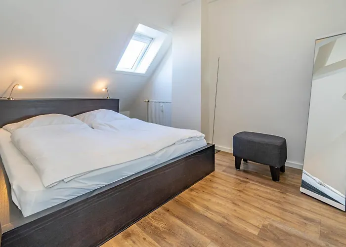 Lägenhet Bismarckstrasse 5a, App 15 *