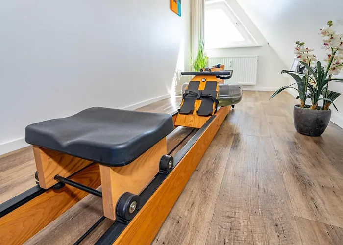 Bismarckstrasse 5a, App 15 *